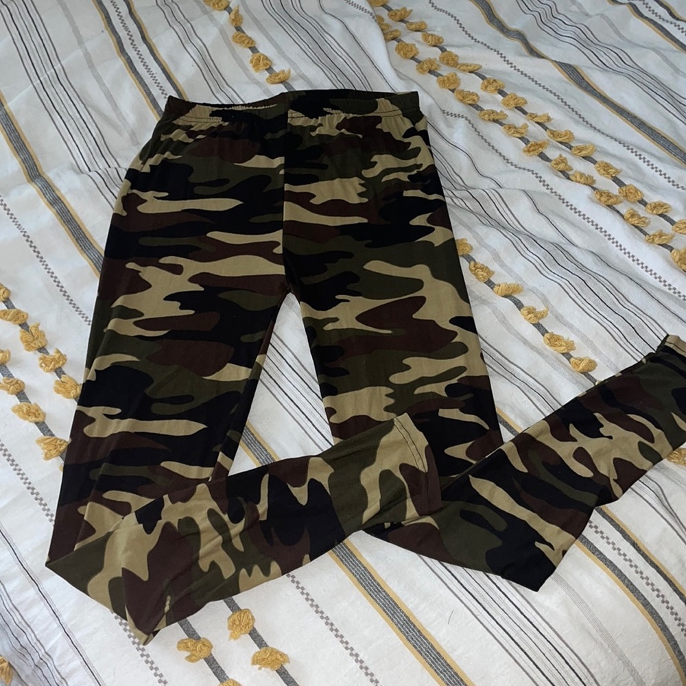 Camo buttery soft leggings